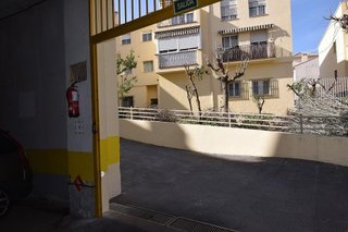 Garaje en alquiler en Bola de Oro - Serrallo en Granada