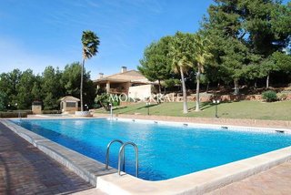 Terreno en venta en Los Monasterios-Alfinach en Puçol