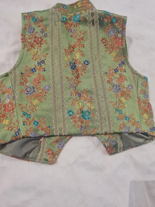 Traje completo Fallero Niño 2años, está nuevo,