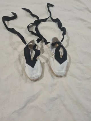 Traje completo Fallero Niño 2años, está nuevo,