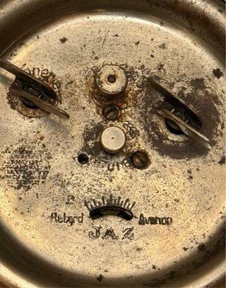 Reloj despertador JAZ antiguo