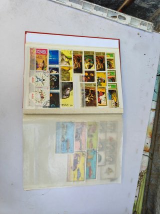 Volume Francobolli 66