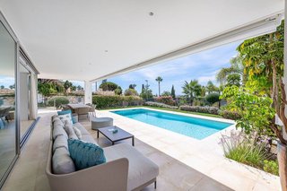 Chalet en alquiler en Río Real en Marbella