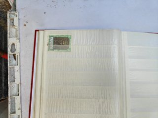 Volume Francobolli 623