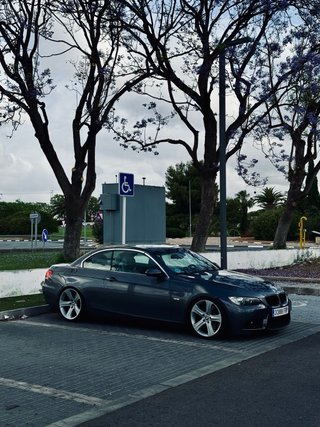 BMW Serie 3 2007 e93 300i