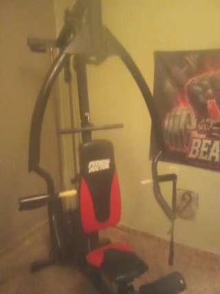 Máquina de gimnasio pectoral, hombro y espalda