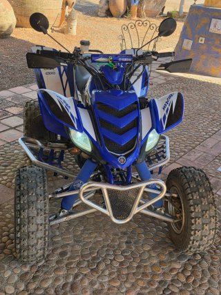 Yamaha Raptor 660R Azul y Blanco