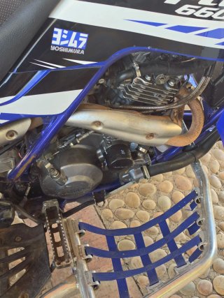 Yamaha Raptor 660R Azul y Blanco