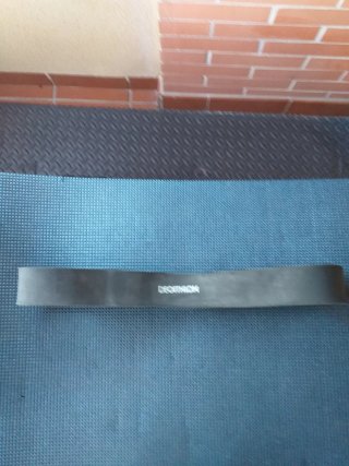 Barra de dominadas con agarre fuerte
