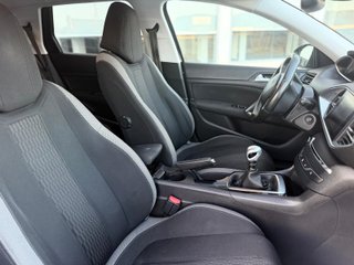 Peugeot 308 2016