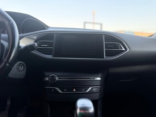 Peugeot 308 2016