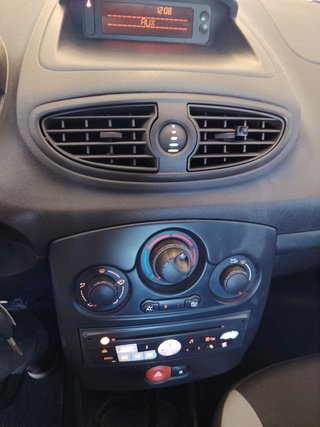 Renault Clio 2010