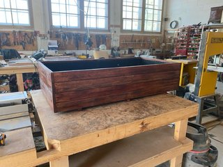 Jardinera de madera grande