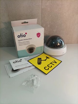 Cámara de Vigilancia Interior Ficticia con LED