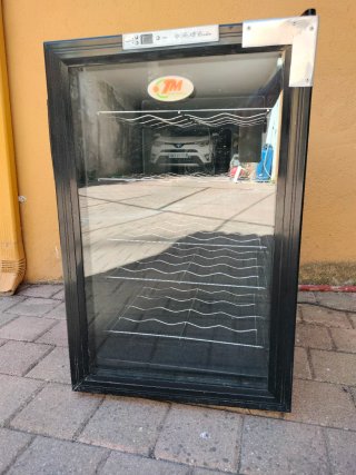 Nevera para vinos negra
