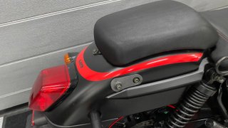 UM Renegade Vegas Negra/Roja