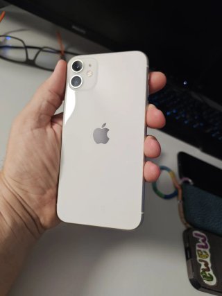 iPhone 11 Blanco con Caja