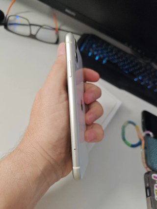 iPhone 11 Blanco con Caja
