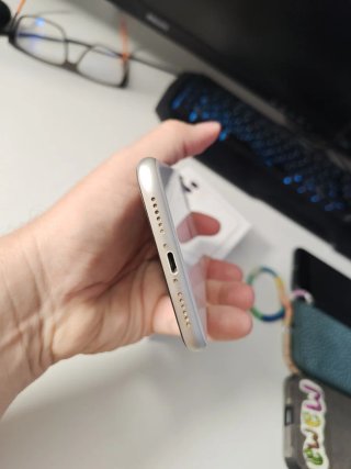 iPhone 11 Blanco con Caja