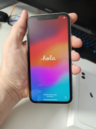 iPhone 11 Blanco con Caja