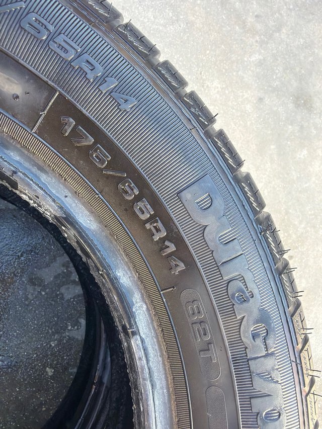 2 Neumáticos Goodyear 175/65/14 82T