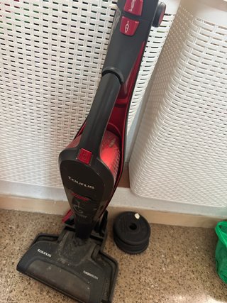 Aspiradora Taurus Essential 25.6V