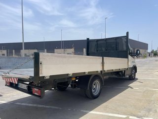 Iveco 3500 kg Caja Abierta