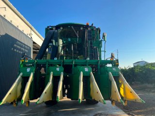 Cosechadora de Algodón John Deere 9965.