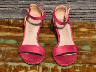 Sandalias tacón mujer color buganvilla