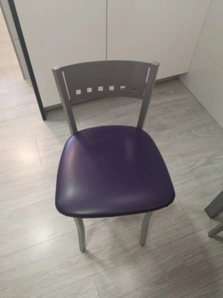 Juego de 2 sillas de cocina moradas y grises