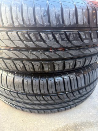 2 Neumáticos Pirelli Cinturato 185/60/15 84H
