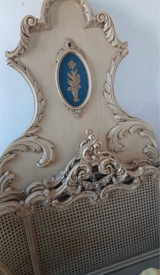 Conjunto de muebles estilo Luis XV