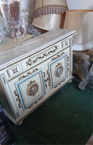 Conjunto de muebles estilo Luis XV