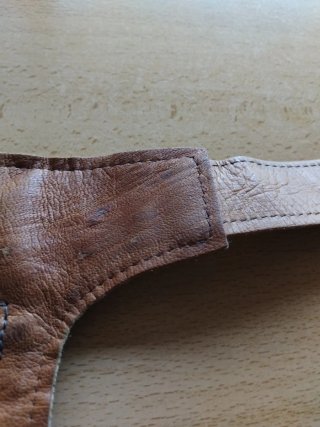 Bandolera de cuero marrón