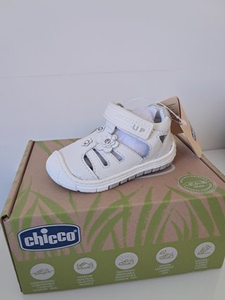 Sandalias Chicco piel blancas Talla 18