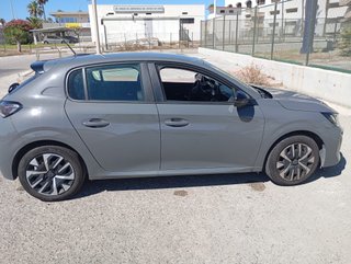 Peugeot 208 2024