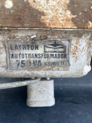 Autotransformadores 125V a 230V