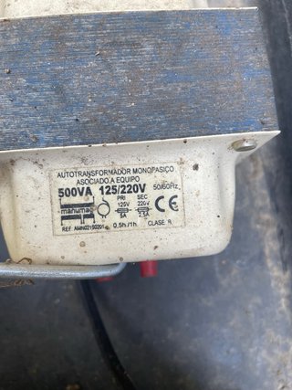 Autotransformadores 125V a 230V