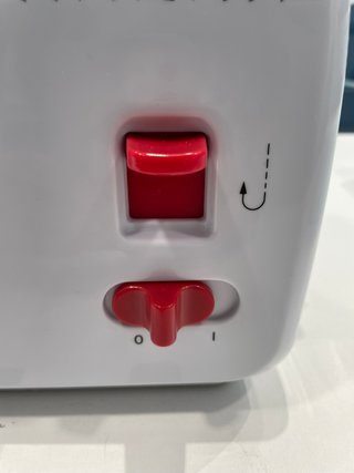 Máquina de coser Ufesa blanca