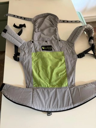 Mochila Portabebés Boba Gris y Verde