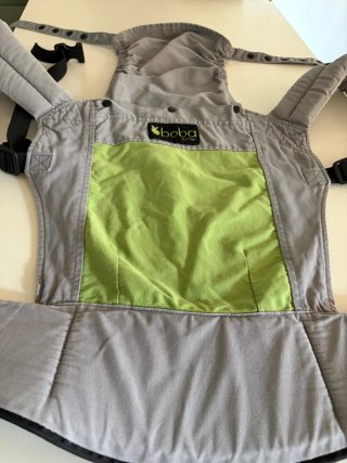 Mochila Portabebés Boba Gris y Verde