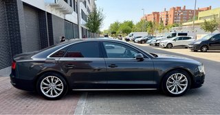 AUDI A8 4.2 V8 370 CV