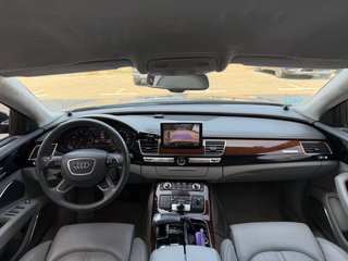 AUDI A8 4.2 V8 370 CV