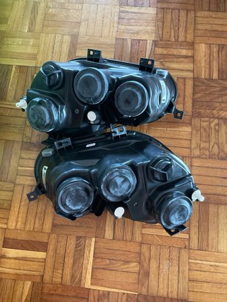 Faros Delanteros VW Polo 2001-2005 Valeo