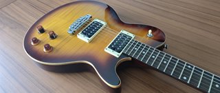 Line 6 JTV-59 James Tyler Variax Guitarra
