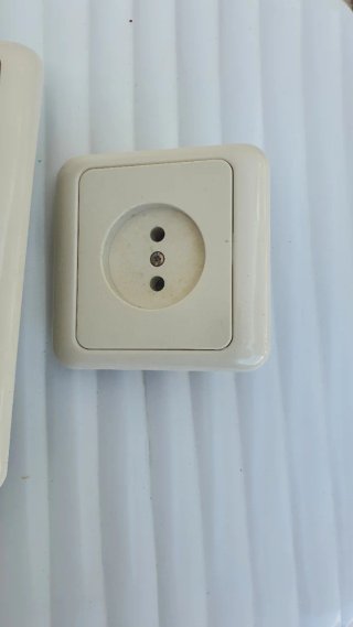 Enchufes Simon Serie 31 Marfil