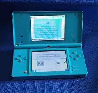 Nintendo DSi Azzurro con gioco