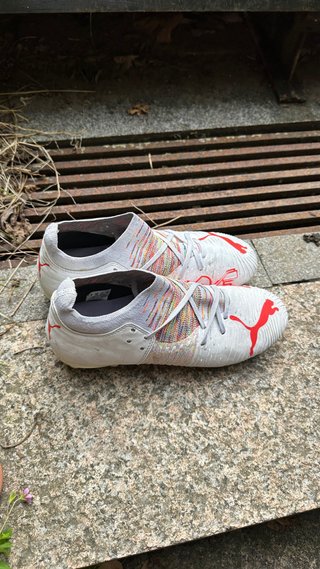 Botas Fútbol Puma Future Pro Blancas Rojas