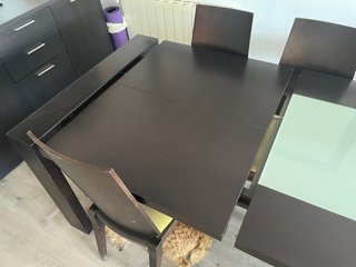 Mesa comedor extensible 6-10 comensales y 4 sillas