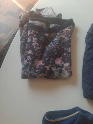 Lote 3 camisetas estampadas y lisas